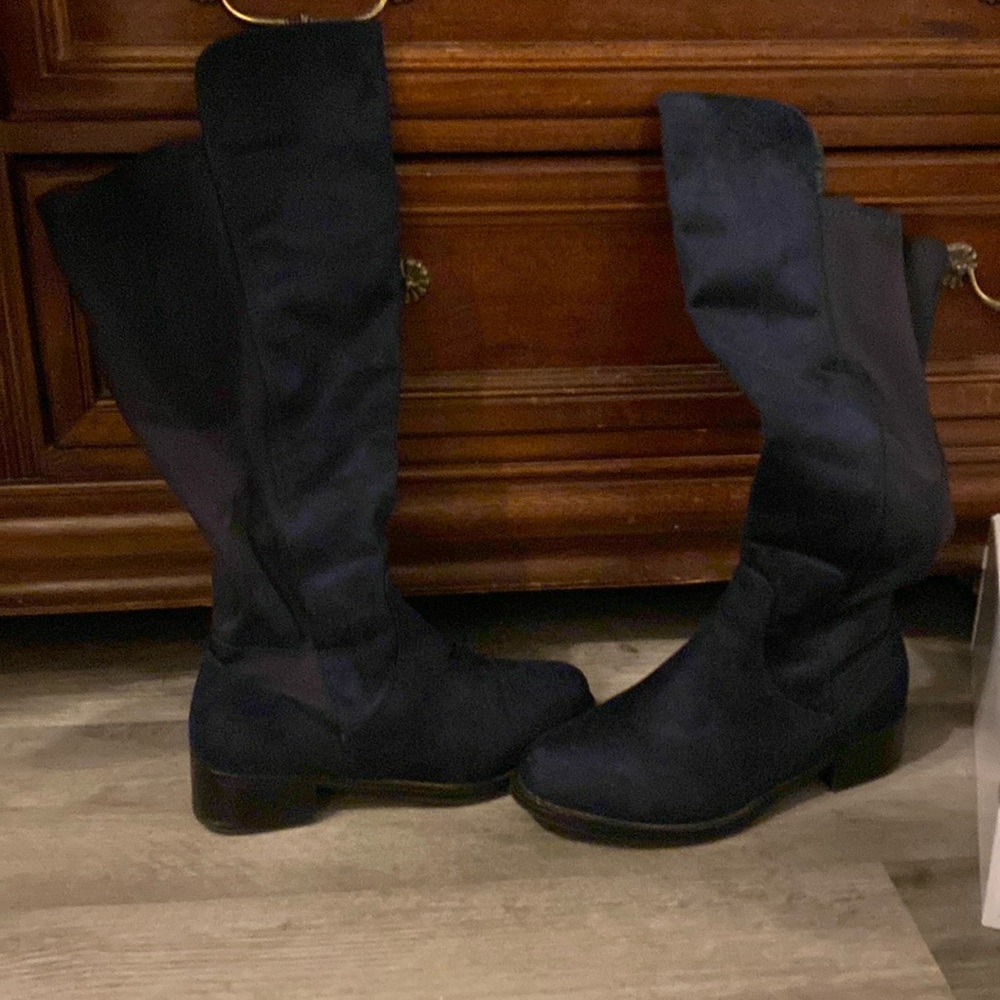 Women’s navy blue knee high boots